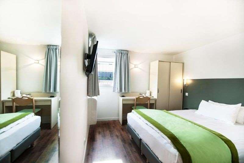 Hotel L'Amandier Nanterre Phòng bức ảnh