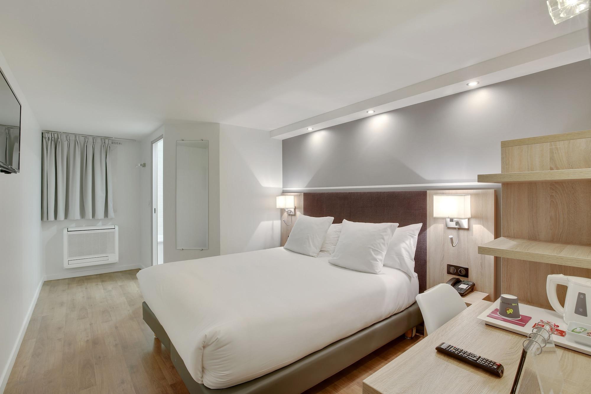 Hotel L'Amandier Nanterre Ngoại thất bức ảnh
