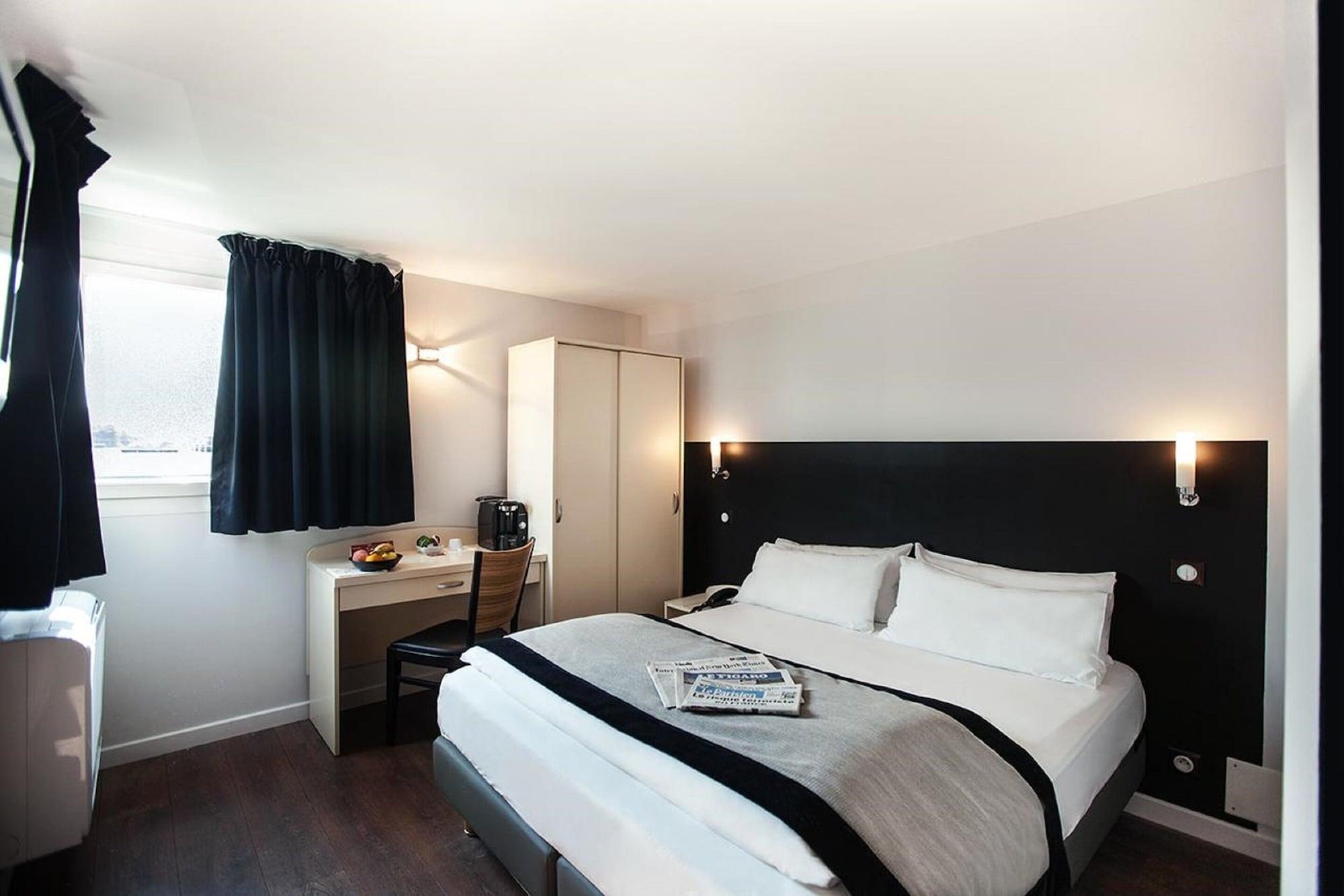 Hotel L'Amandier Nanterre Ngoại thất bức ảnh
