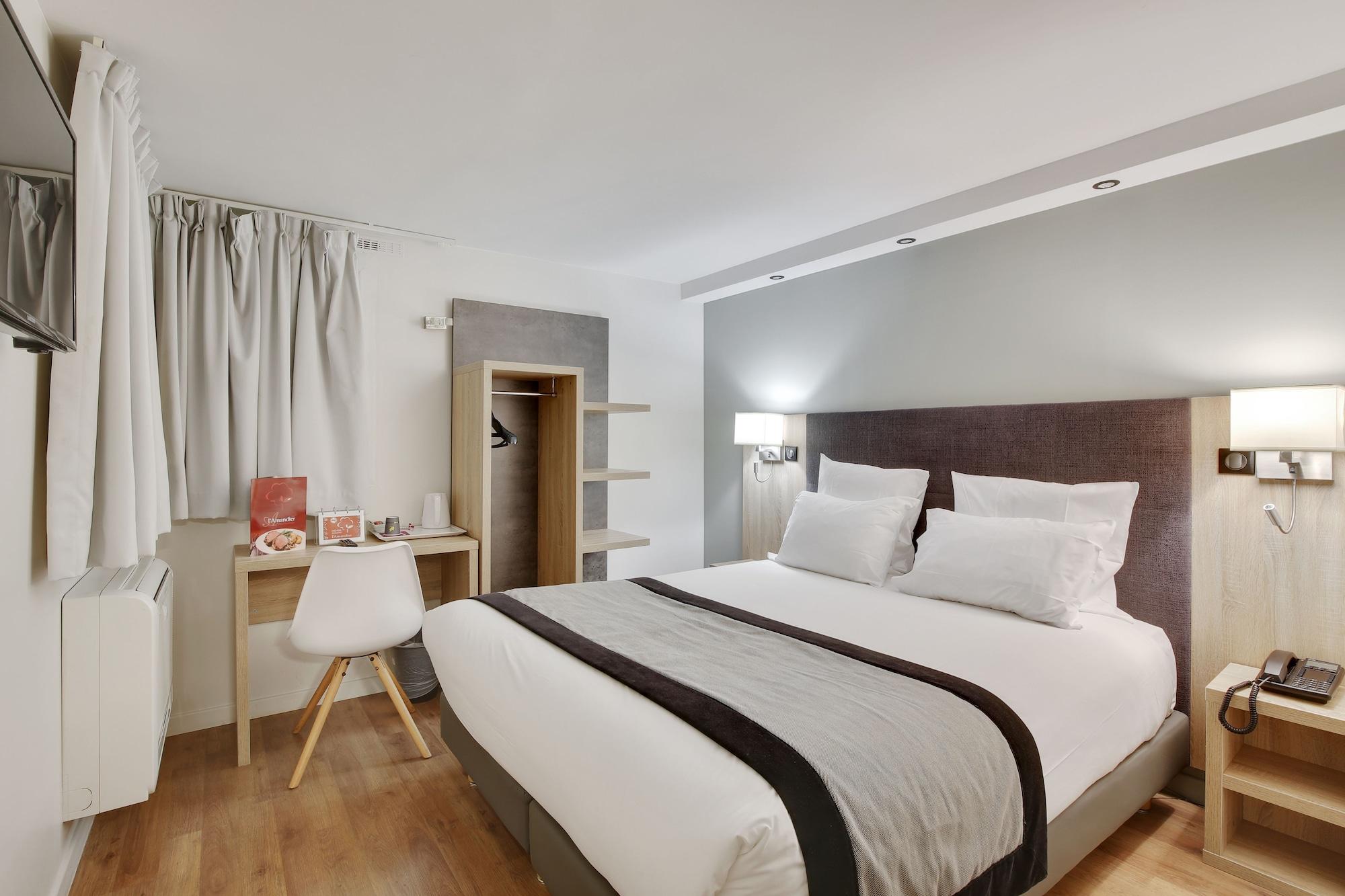 Hotel L'Amandier Nanterre Ngoại thất bức ảnh
