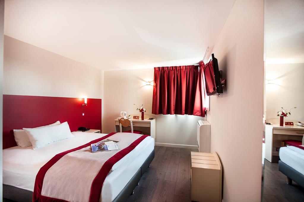 Hotel L'Amandier Nanterre Ngoại thất bức ảnh